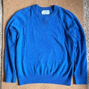 Everlane cashmere crew with sweatshirt detailing